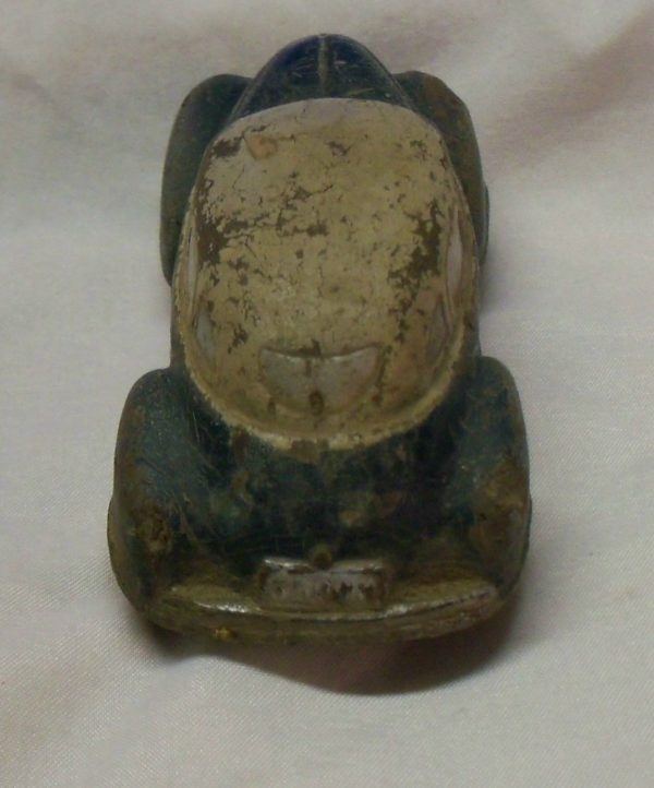 antique-cast-metal-toy-car