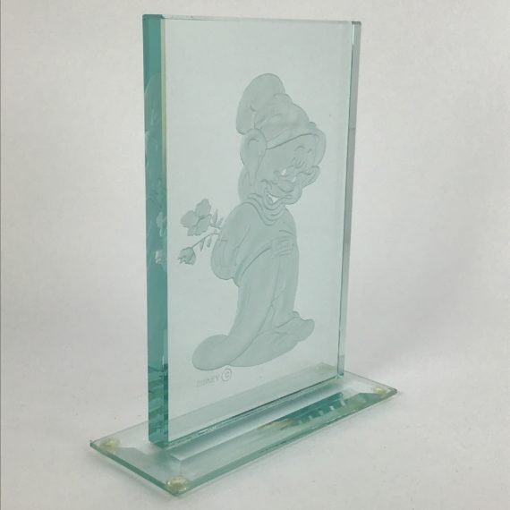 shy-dopey-walt-disney-laser-etched-glass-art-sculpture