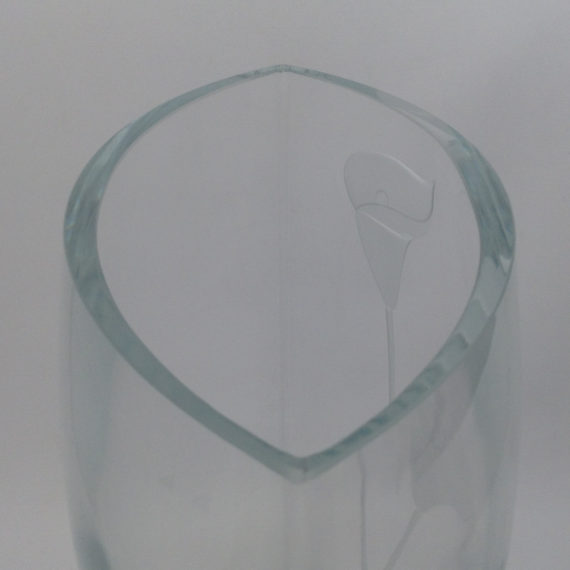 calla-lily-mikasa-etched-clear-crystal-ellipse-vase