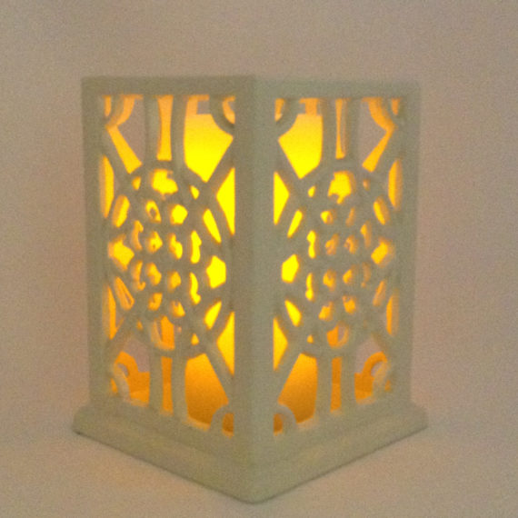 elegant-lace-luminary-ivory-enameled-cast-iron-pillar-candle-holder-4
