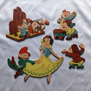 Dolly Toy Co Pin-Ups Walt Disney Snow White and the Seven Dwarfs #269