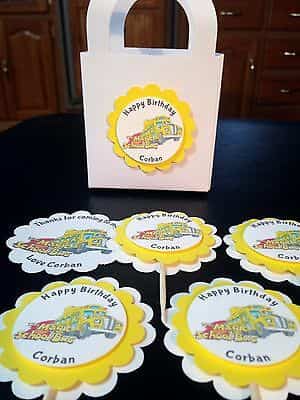 Magic School Bus personalized cupcake toppers
