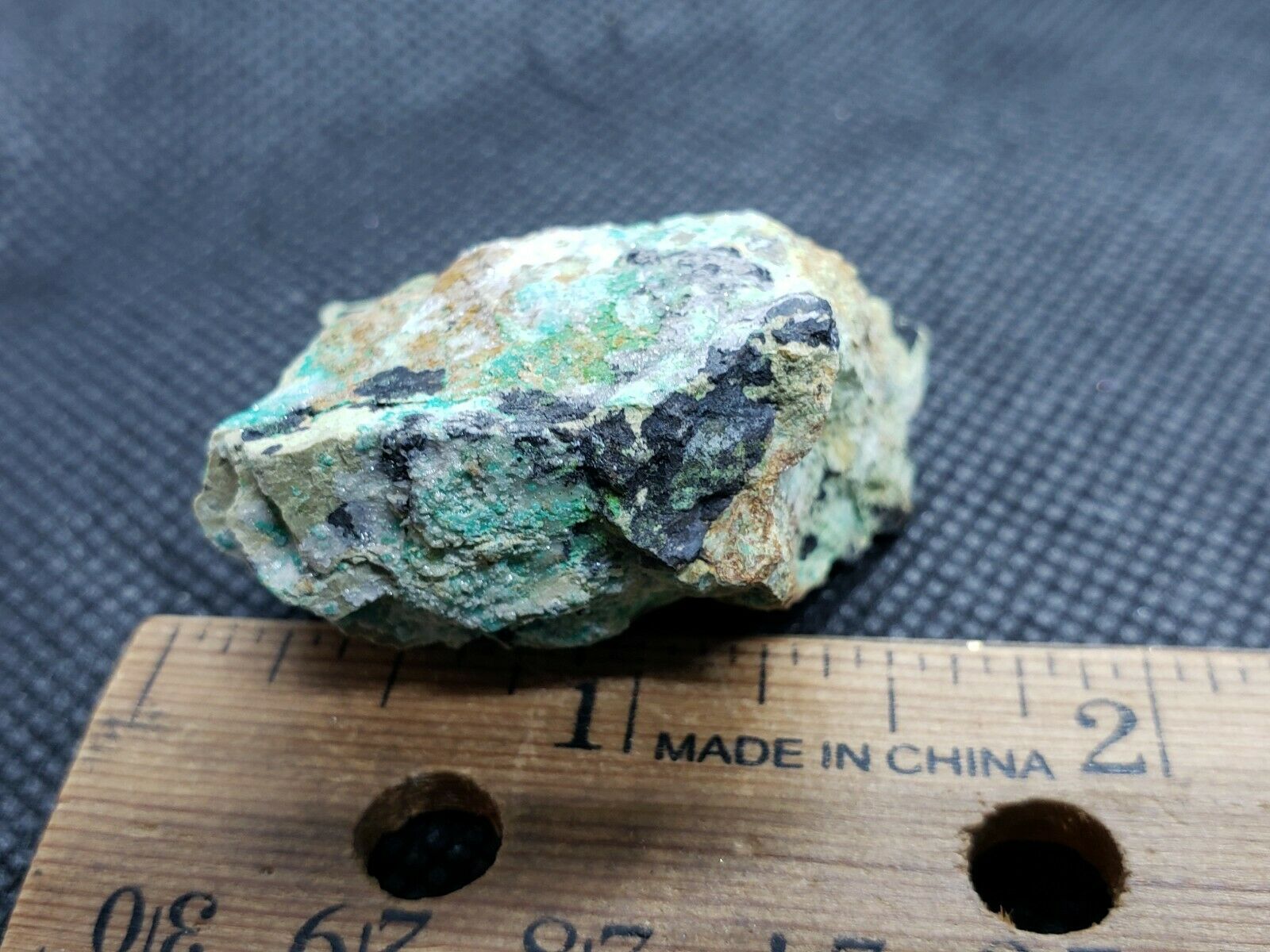 rare-tsumebite-specimen