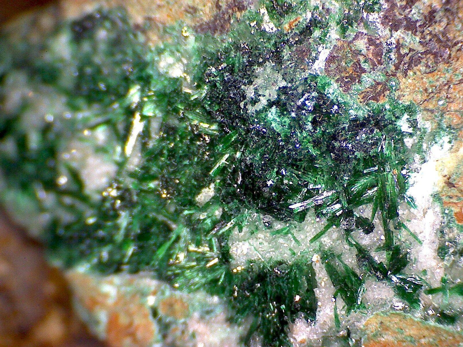 beautiful-malachite-specimen