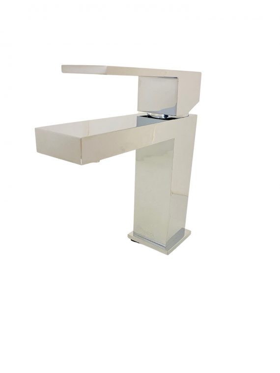 delta-567lf-pp-modern-single-hole-single-handle-bathroom-faucet-in-chrome