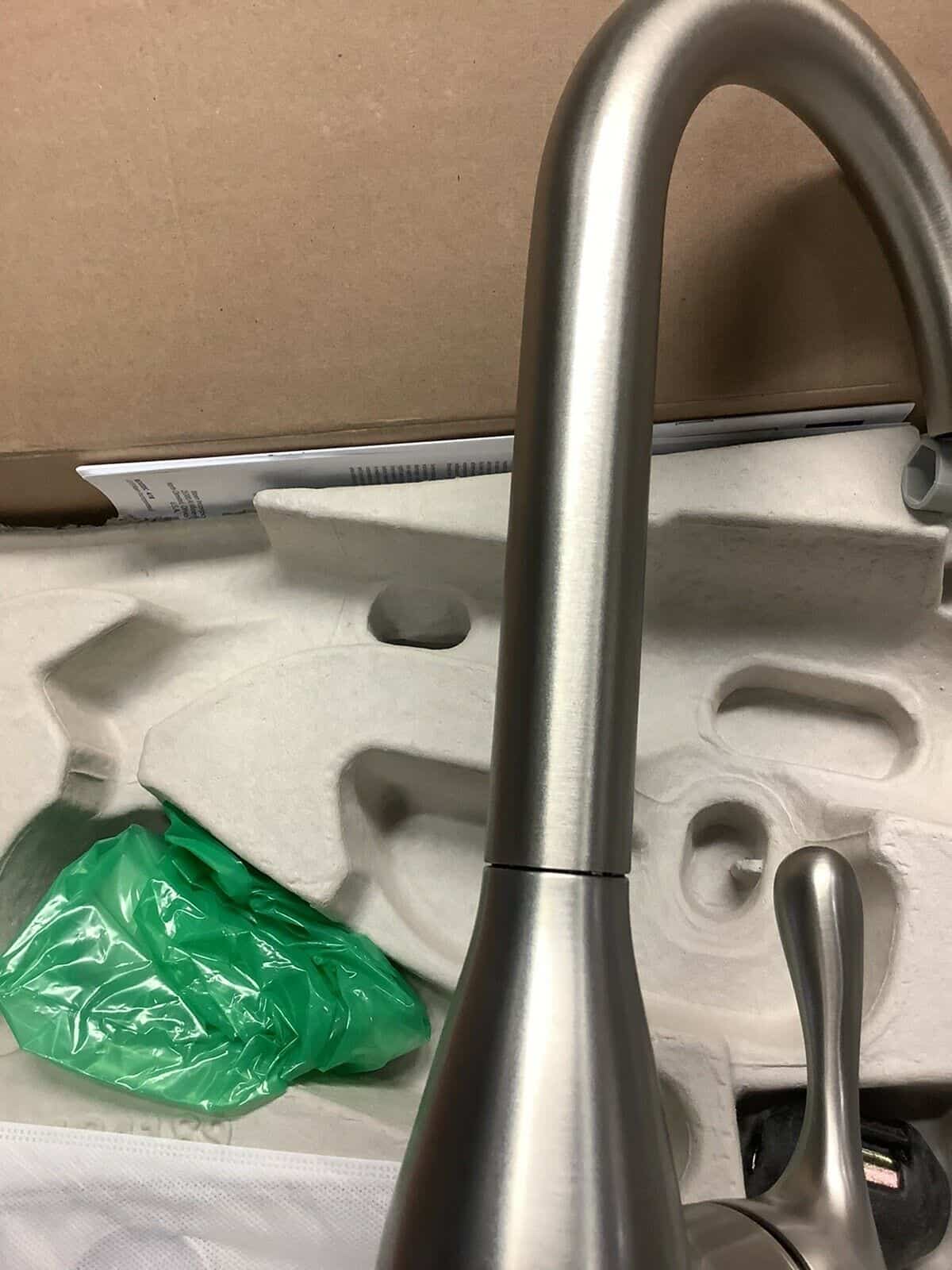 MOEN Kaden 87966SRS SingleHandle PullDown Sprayer Faucet Spot Resist