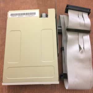 FLOPPY DRIVE 3.5" D359T6 NEWTRONICS MITSUMI ID64666 Used Industrial Floppy W/cbl