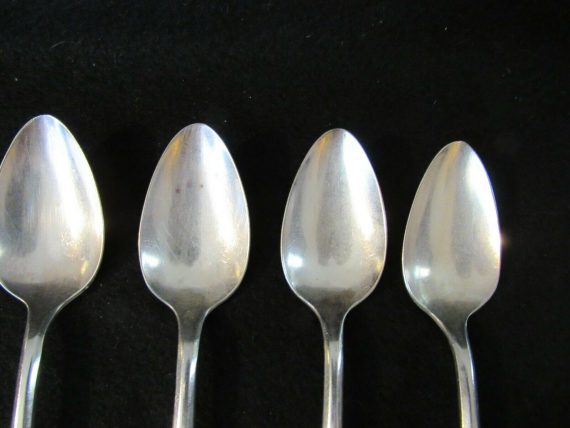 4-teaspoons-lincoln-silverplate-1917-wm-rogers-mfg-co-2-sets-available2484