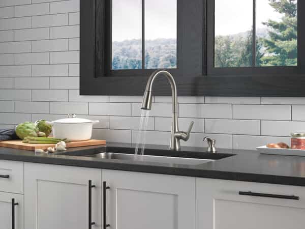 delta-19826z-spsd-dst-greydon-single-handle-pull-down-kitchen-faucet-with-soap-dispenser-and-shieldspraytechnology-in-spotshield-stainless