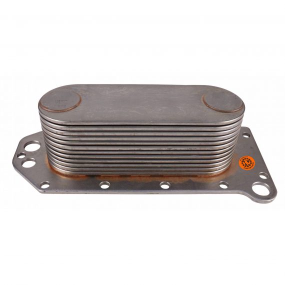 White Tractor Engine Oil Cooler, 12 Plates – HC3918175