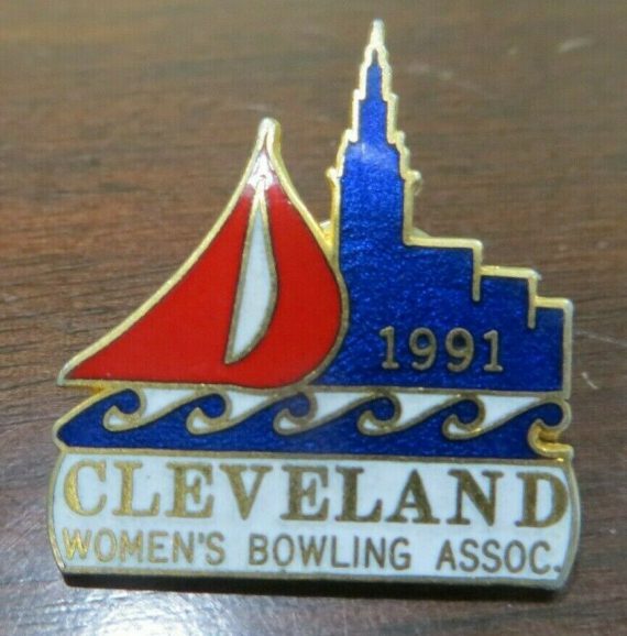 1991 Cleveland Ohio Women’s Bowling Association W.B.A.souvenir state Bowling pin