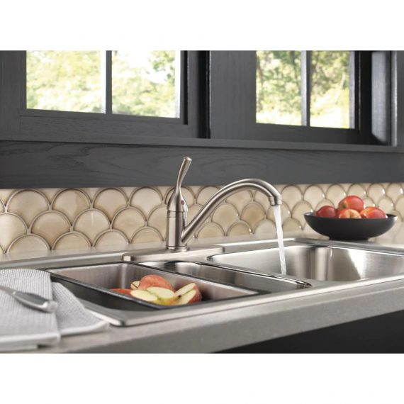 delta-classic-100-ss-dst-single-handle-standard-kitchen-faucet-in-stainless