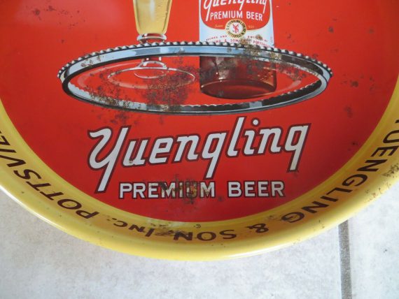 yuengling-beer-ale-d-g-yuengling-sonsinc-pottsvillered-bottle-tray