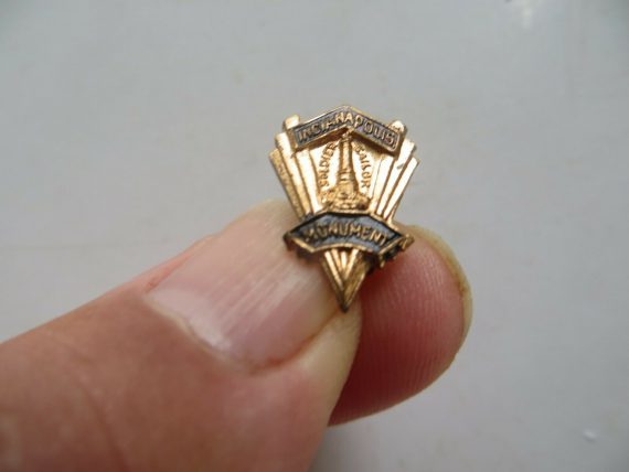 indianapolis-momument-vtg-brass-quality-made-pin