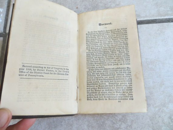 gefangbuch-und-biole-1850-antique-book