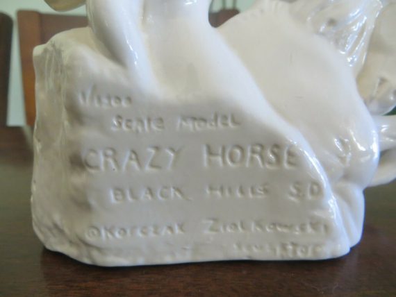 krazy-horse-sculpture-figure-by-korczak-sc-black-hills-s-d-scale-model