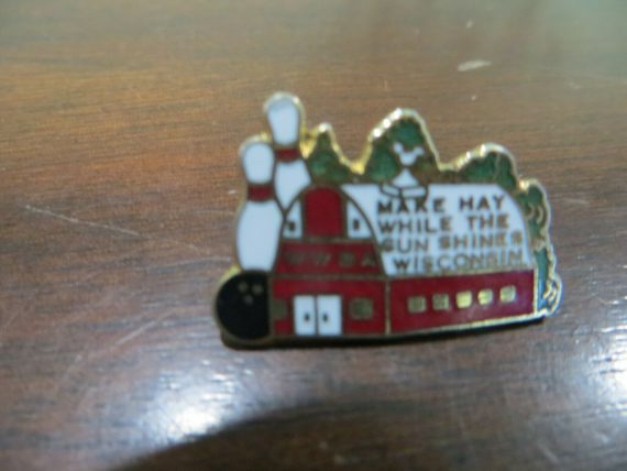 w-w-b-a-wisconsin-womens-bowling-association-state-tournament-official-pin