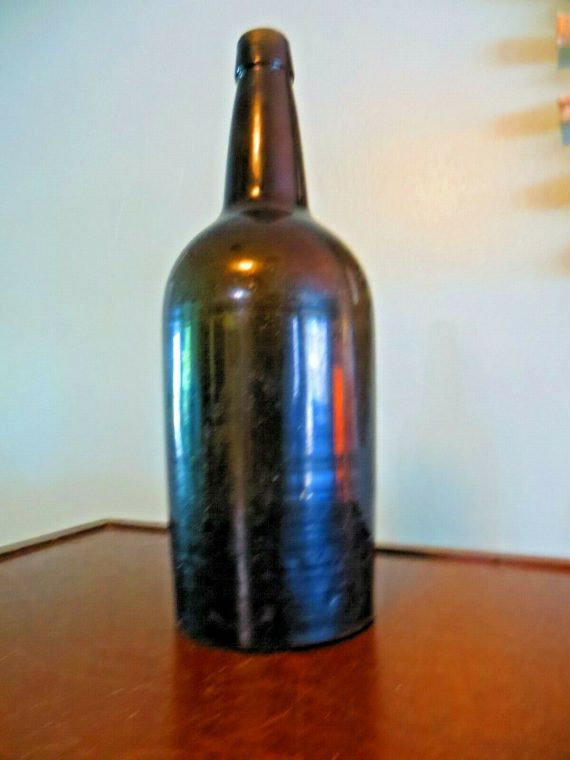 applied-top-olive-green-bubble-necked-heavy-bottom-1800s-bottle-rare