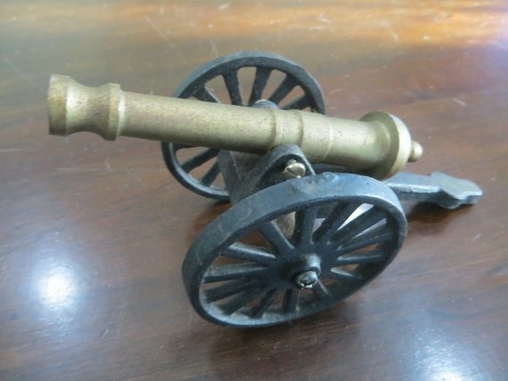 brass-and-cast-iron-ship-or-field-artillery-7-1-2-x-3-1-2-inches-display-canon