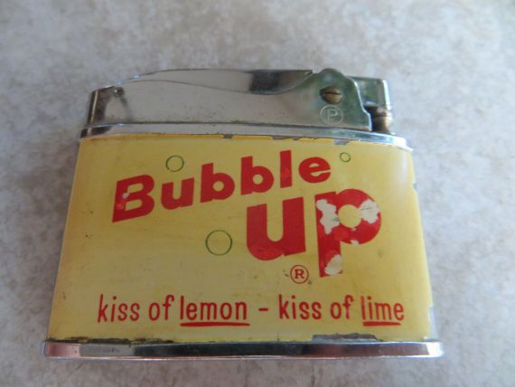 bubble-upkiss-of-lemon-kiss-of-limeadvertising-flat-japan-lighter-penguin