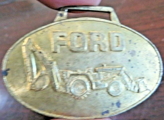 FORD BACKHOE TRACTOR DIGGER ORIGINAL KEY FOB 2 X 1 1/2 INCHES KEY CHAIN