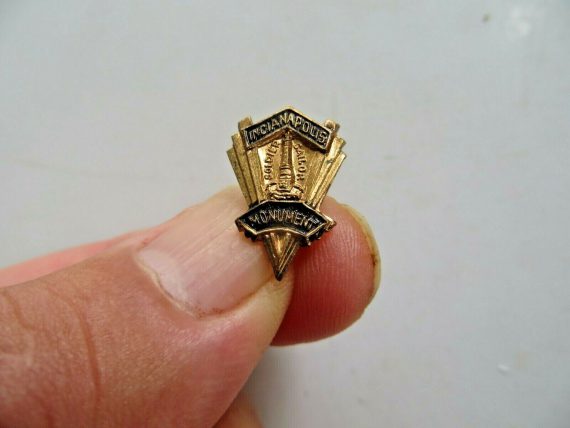 INDIANAPOLIS MOMUMENT VTG BRASS QUALITY MADE PIN