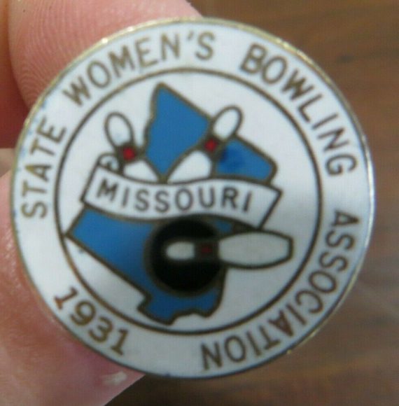 MISSOURI WOMEN’S BOWLING ASSOCIATION SOUVENIR 1931 STATE TOURNAMENT PIN