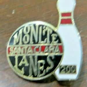 MOON LITE LANES SANTA CLARA 200 GAME AWARD LAPEL BOWLING SOUVENIR PIN