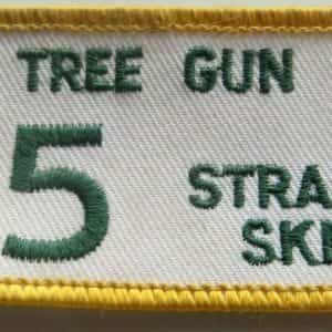 OAK TREE GUN CLUB 25 STRAIGHT SKEET AWARD PATCH 3 1/2 X 1 1/2 INCHES SHOOTING