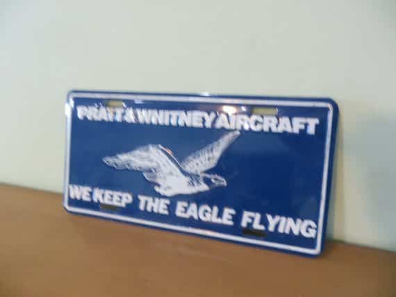 PRATT & WHITNEY AIRCRAFT WE KEEP THE EAGLE FLYING LICENSE PLATE  TOPPER
