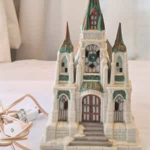 1993 Mercuries USA Porcelain Christmas Village Lighted Victorian Church Retired