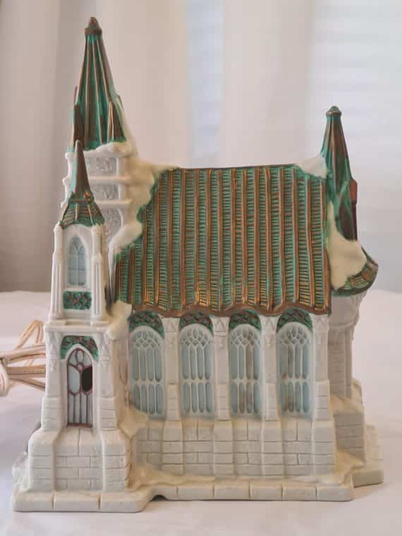 1993-mercuries-usa-porcelain-christmas-village-lighted-victorian-church-retired