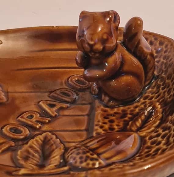 vintage-squirrel-dish-colorado-nuts-acorns-chipmunk-plate-bowl-souvenir-orl