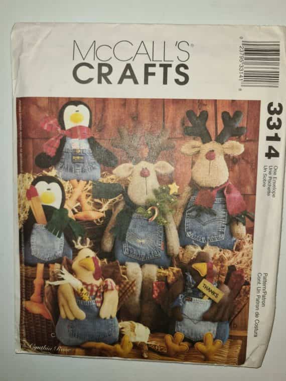 4-mccalls-craft-holiday-patterns-angels-scarecrows-santa-reindeer-1990s-2001