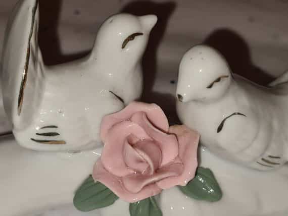 vintage-porcelain-doves-trimmed-in-gold-love-birds-on-a-branch-no-cracks-chips