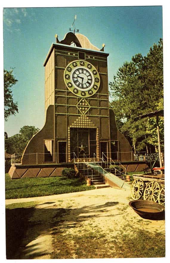 Woodville Texas -The World’s Largest Mantel Clock 1979 Vintage Postcard