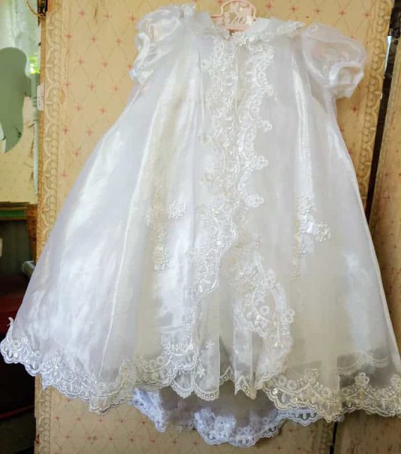 Beautiful Baby Baptism Gown 2 pc Size 0-3 months