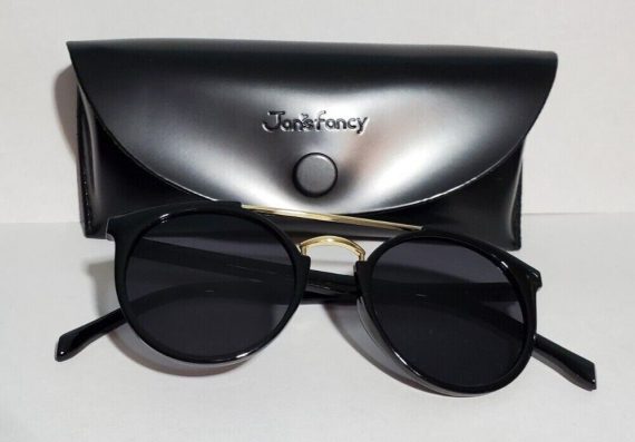 sunglasses-womens-black-frame-gold-trim-jans-fancy-excellent-condition