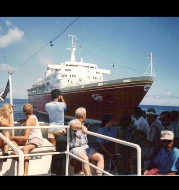 vintage-starship-oceanic-coffee-cup-glass-c1985-in-good-condition