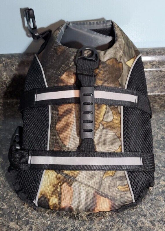 dog-life-jacket-camo-print-sz-xs-excellent-condition-with-handle