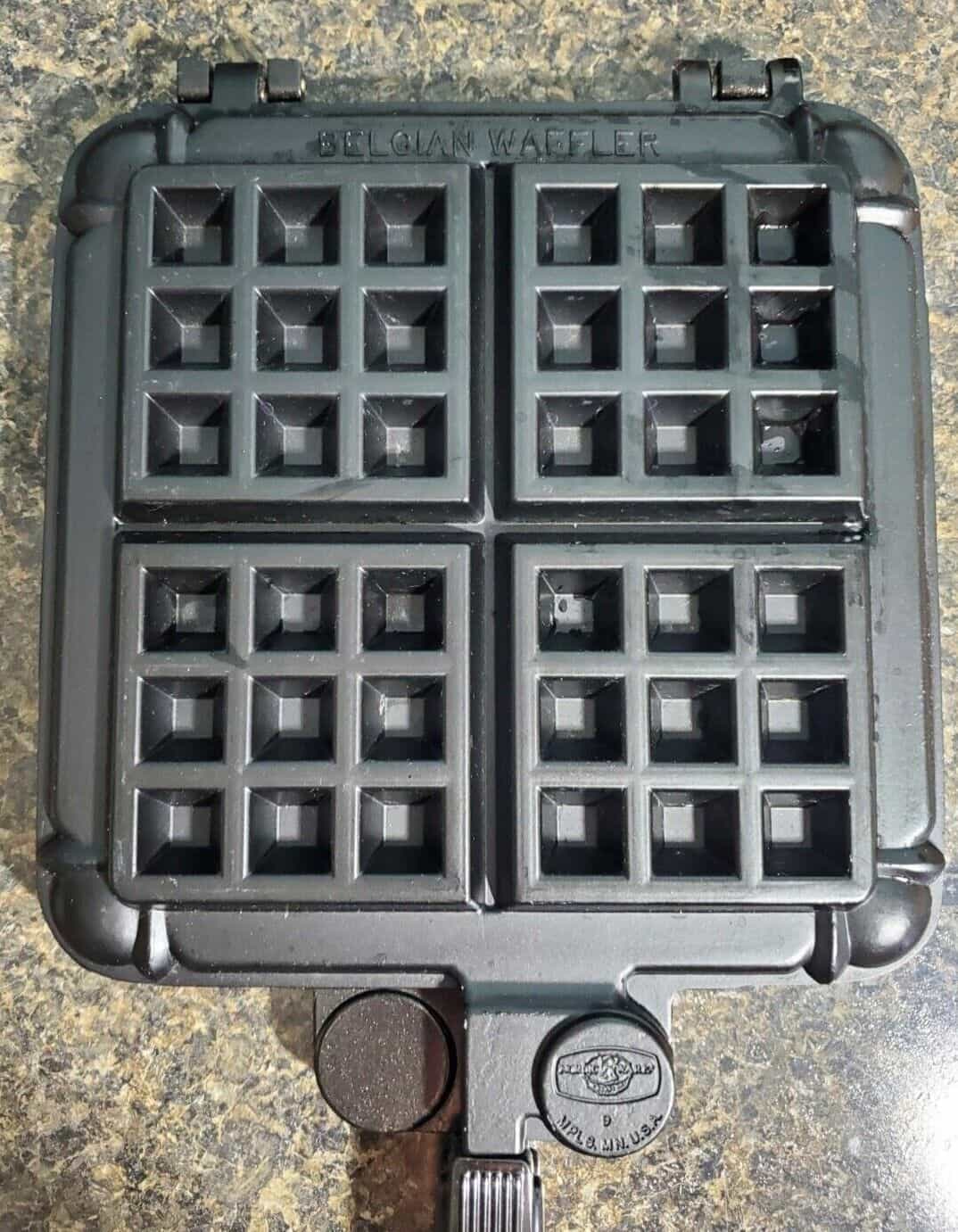 Nordic Ware Cast Aluminum Stovetop Belgian Waffler In Good Condition