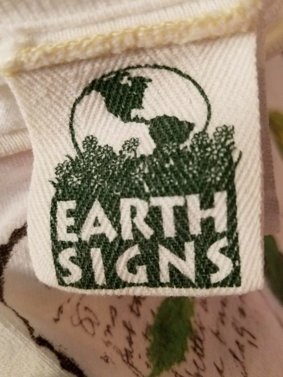 earth-signs-white-floral-tee-size-medium