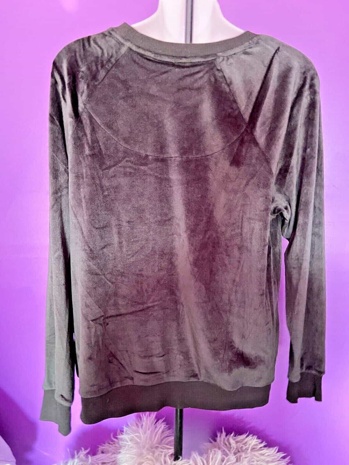 secret-treasures-black-velour-long-sleeve-blouse-size-small