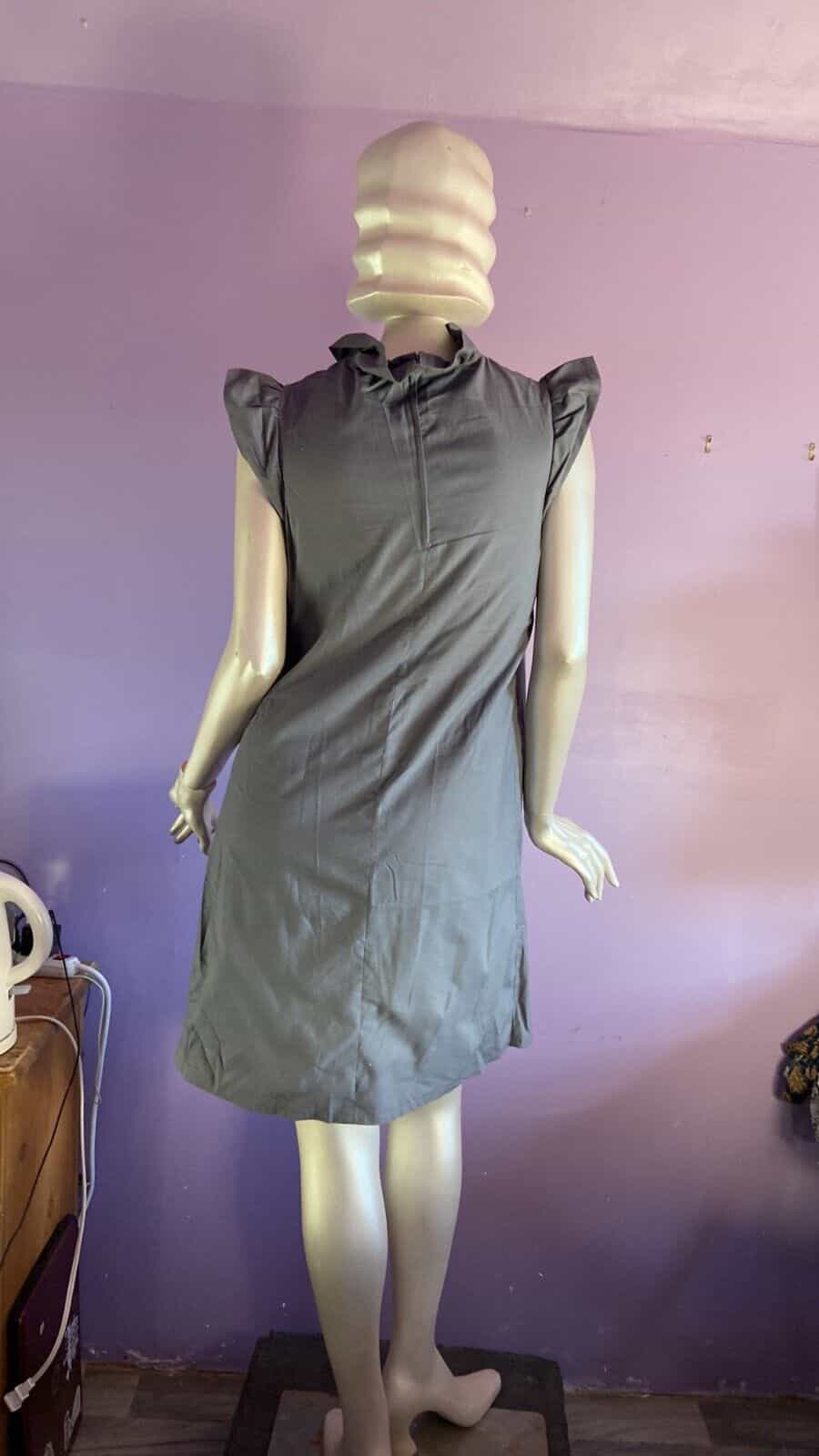 emily-ryan-gray-sleeveless-ruffle-dress-size-large