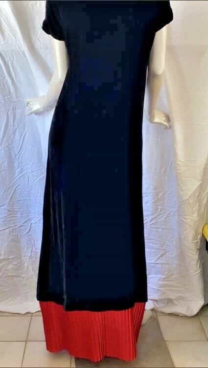 black-velvet-floor-length-dress-with-roses-size-large
