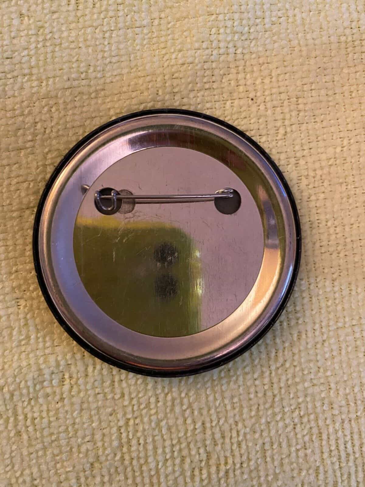 sleepy-hollow-movie-theater-promo-tim-burton-button-pin