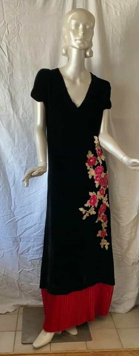 Black Velvet Floor Length Dress with Roses Size Large
