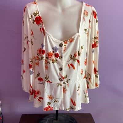Emerette White and Orange Floral Pattern  Long Sleeve Size XL