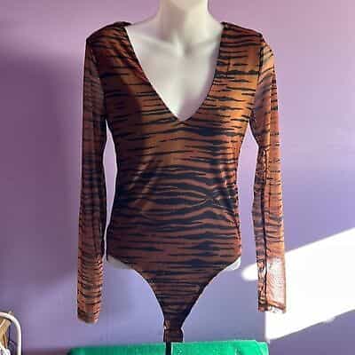 Lulu’s Tiger Print Bodysuit Long Sleeve Size Small