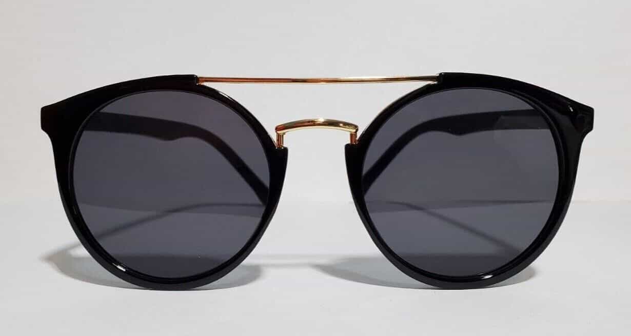 Sunglasses Women’s Black Frame Gold Trim Jan’s Fancy Excellent Condition 